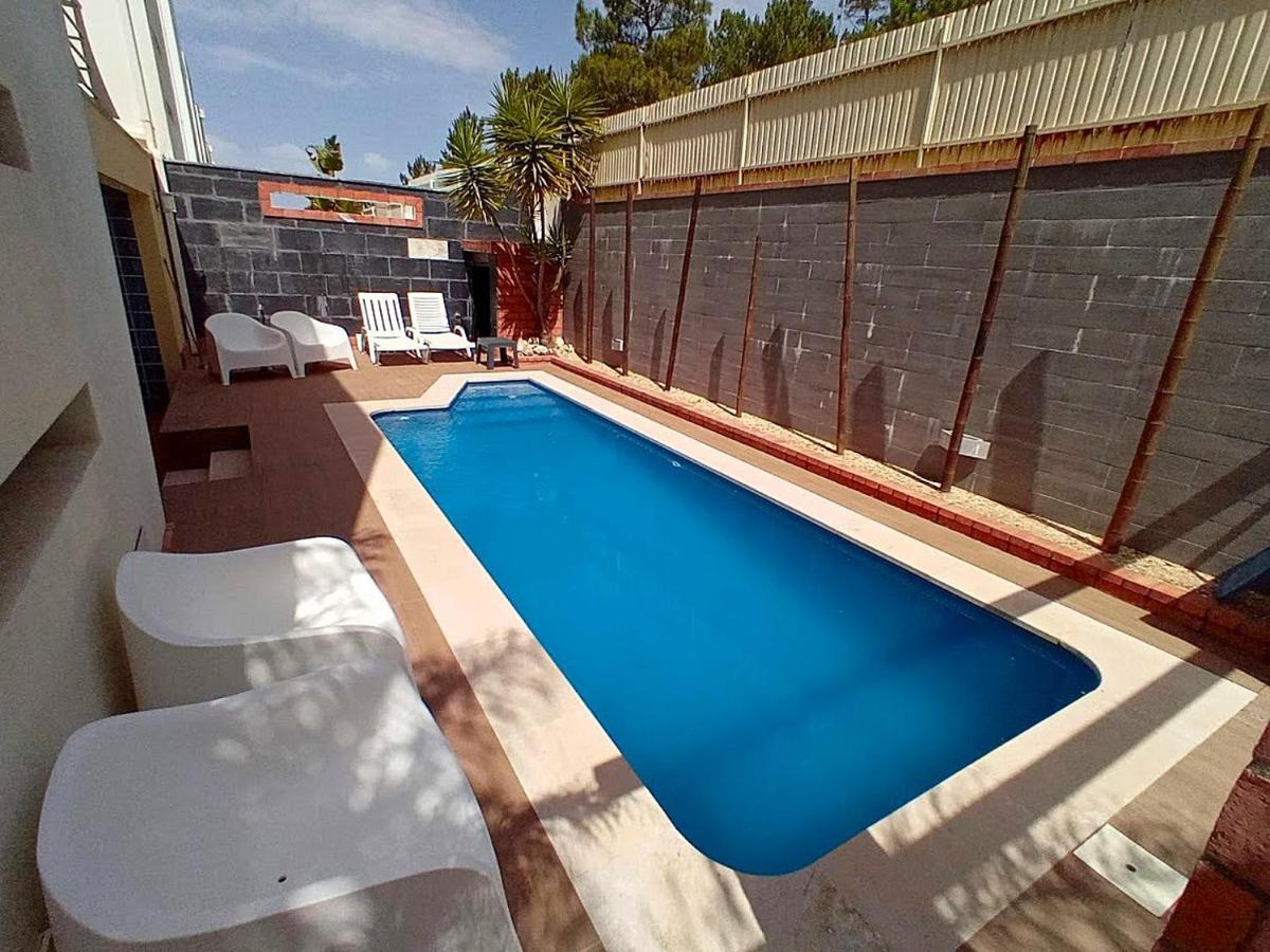 Вилла Sesimbra Charming Pool Duplex Bbk & Garden Экстерьер фото