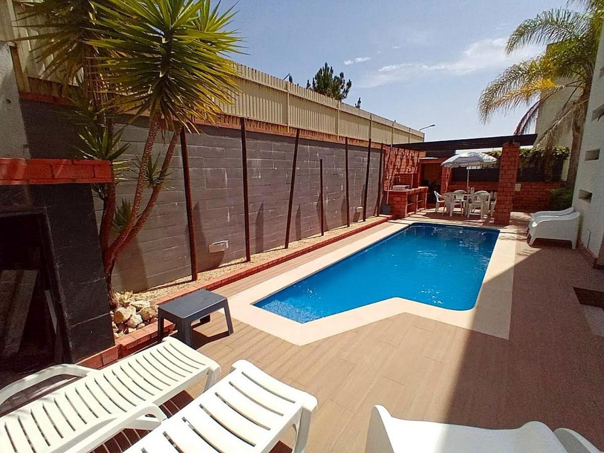 Вилла Sesimbra Charming Pool Duplex Bbk & Garden Экстерьер фото